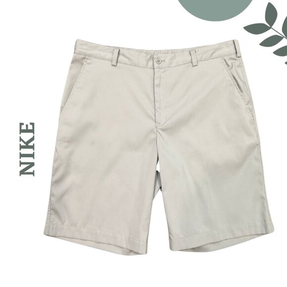 Nike Performance Stretch Shorts in Sand Beige Golf Size 34 - Picture 1 of 5